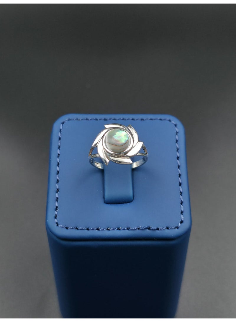 Kanira Premium 925 Sterling Silver Textured Wide Band Ring with Abalone Shell | Vintage Ribbed Statement Ring for Women | KANIRA | Size 7 - Image 2