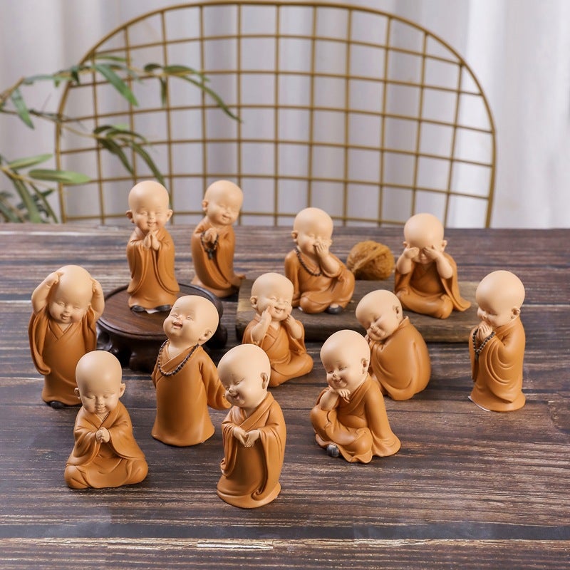 Shaolin Temple Monk Resin Craft – Chinese Home Decoration for Living Room - Image 4