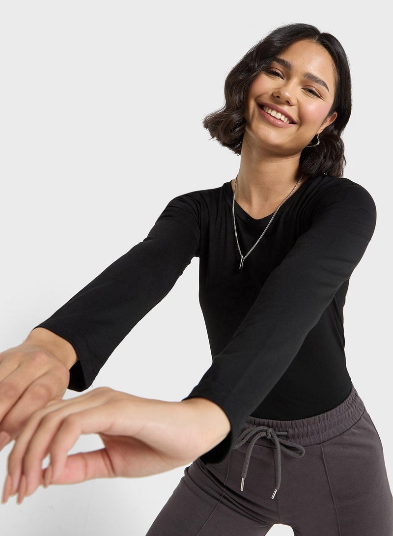 Ginger Basics Scoop Neck Long Sleeves Top - Image 3