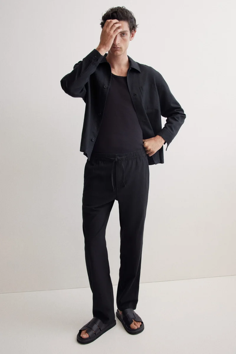 اتش اند ام بنطلون بقصّة عادية من مزيج الكتان