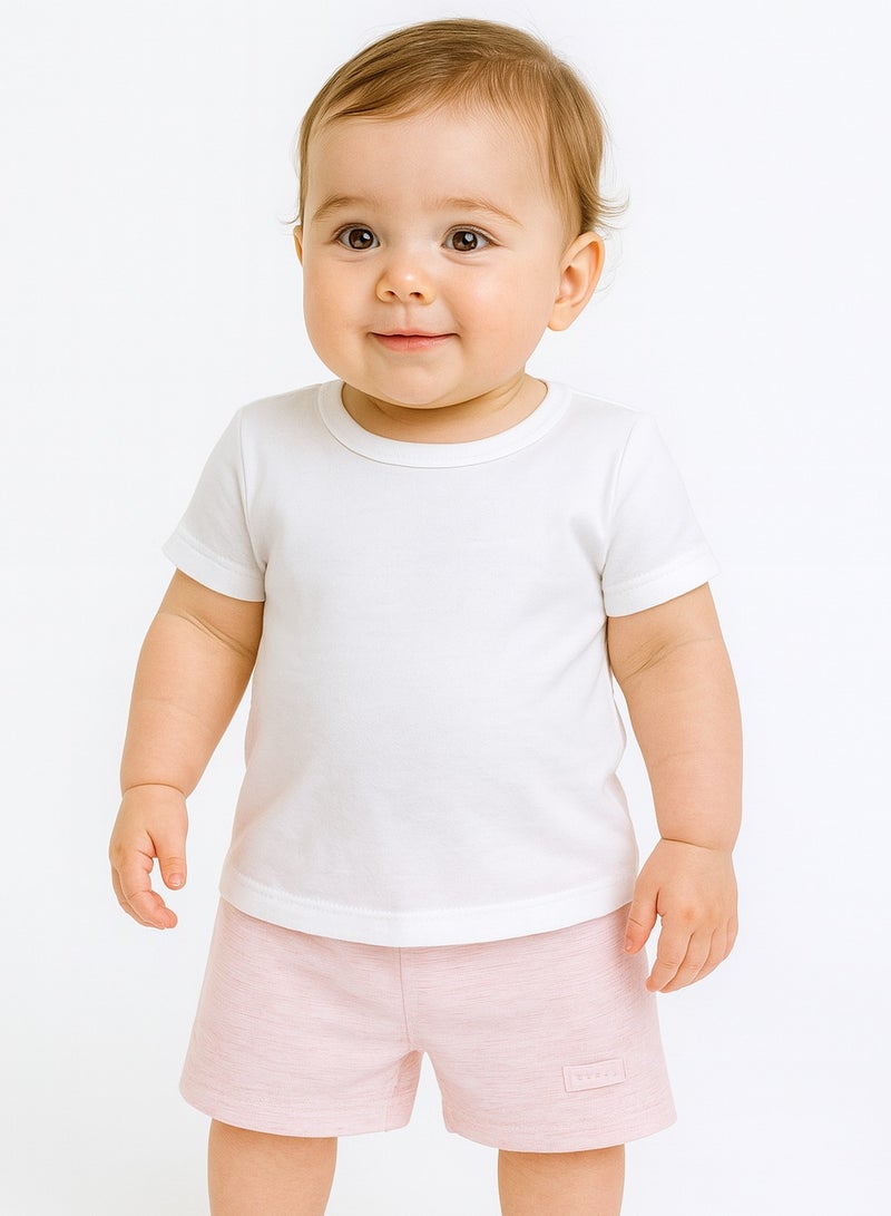 شورت صيفي للأطفال (عبوة من قطعتين) - من قماش جاكار بمزيج القطن مع خصر مطاطي وتصميم مزدوج في منطقة الحفاض - مناسب للأطفال من عمر 6 إلى 24 شهرًا  - Image 1