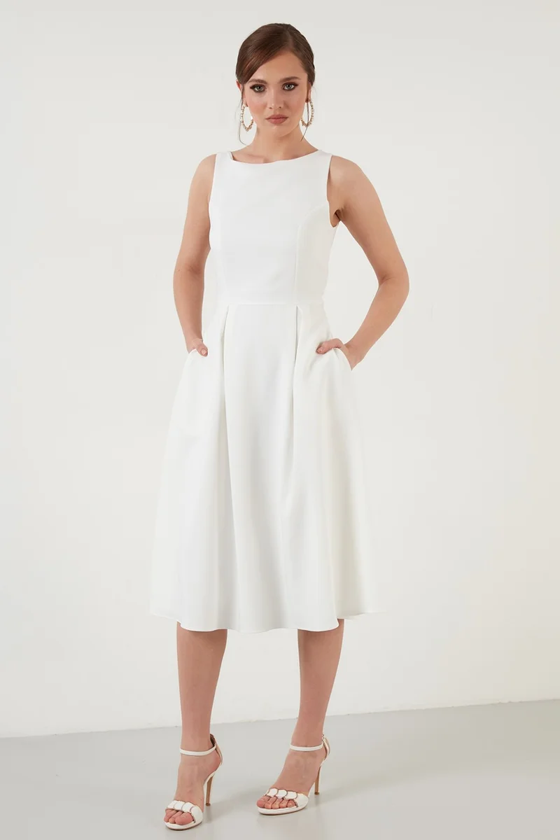 ليلا Sleeveless A-Line Dress