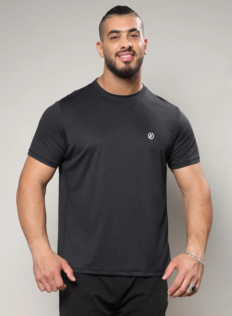 Instafab Plus Men's Solid Black Regular Fit Activewear T-Shirt