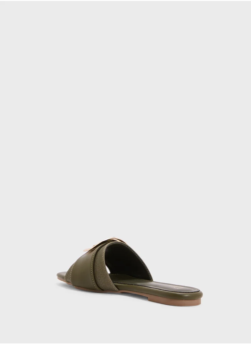 ELLA Flat Sandal With Buckle