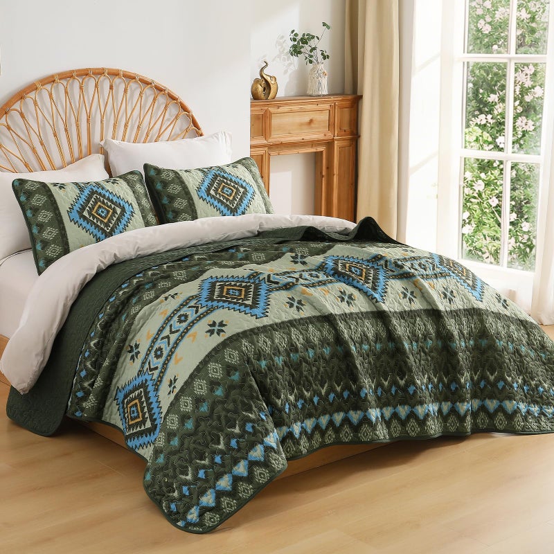 Dintszyayue Queen Size Boho Quilt Set,3 Pieces Aztec Texture Bedspread Green Coverlet Set Soft Lightweight Western Bed Cover for All Season Geometric Bedding with 2 Pillowcases(Green,96"x90") - Image 2