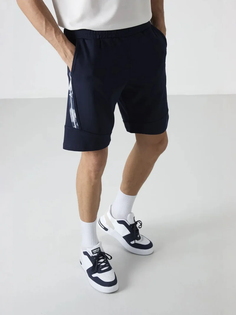 تومي لايف TOMMY Men's Pull-on Sweat Shorts
