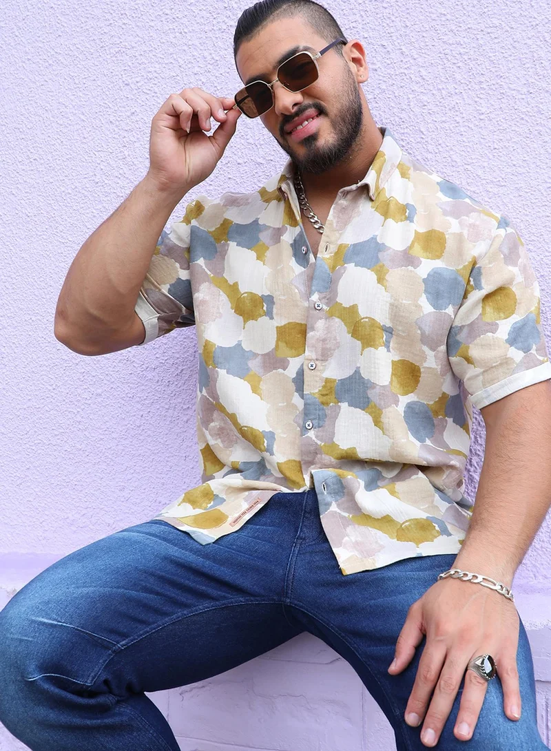 Instafab Plus Instafab Plus Men's Multicolour Abstract Print Shirt For Casual Wear | Spread Collar | Short Sleeve | Button Closure | Cotton Double Cloth Shirt Crafted With Comfort Fit For Everyday Wear