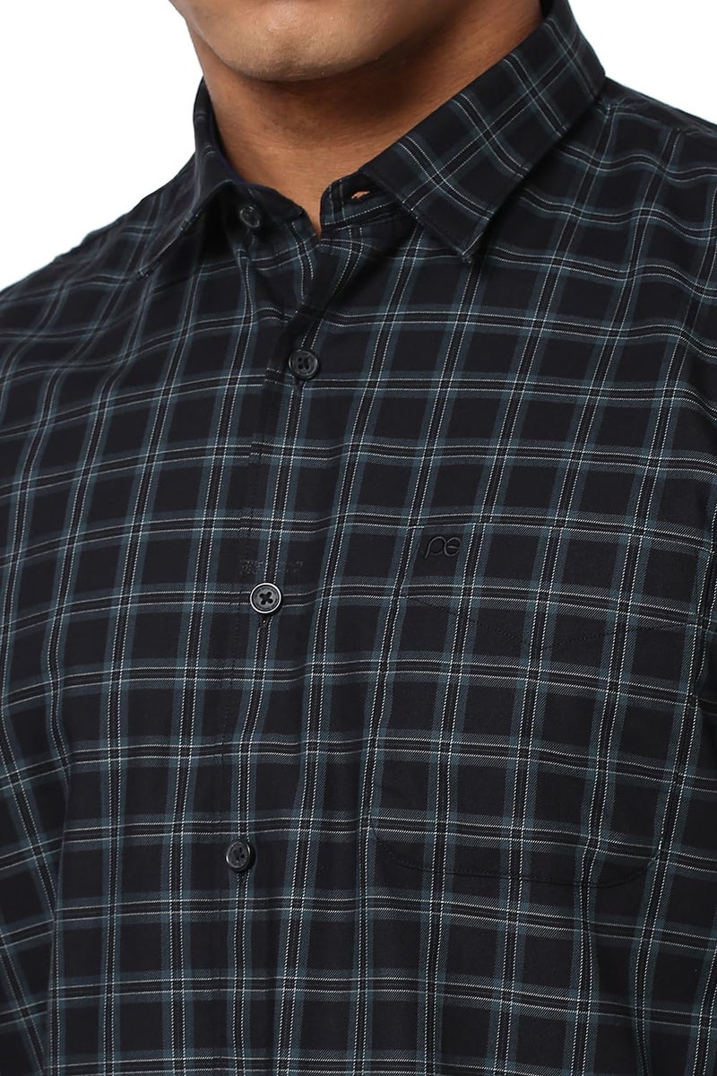 Peter England Men Black Slim Fit Check Shirt - Image 4
