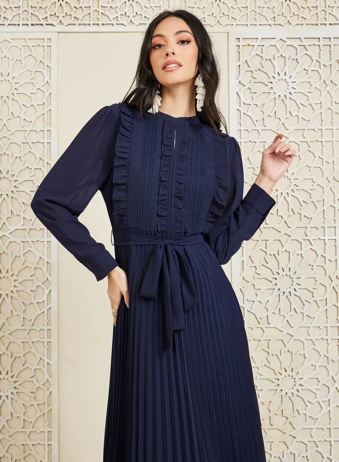 ستايلي Ruffle Detail Pleated A-Line Maxi Dress with Self Tie Up