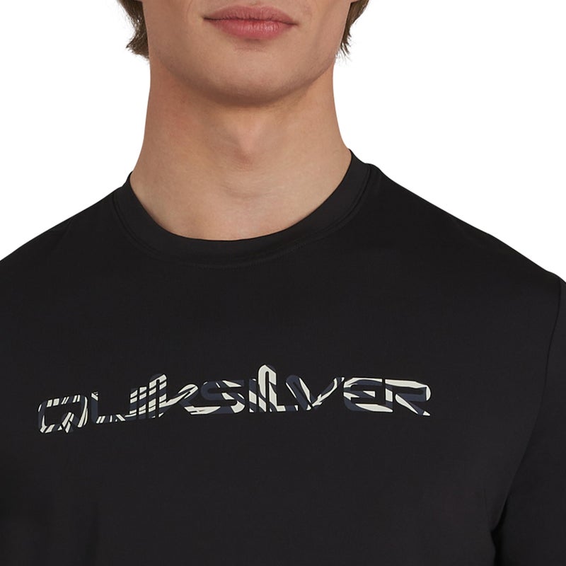 QUIKSILVER قميص واقي من الشمس بأكمام قصيرة للرجال من كويك سيلفر، مقاس عادي، حماية من الأشعة فوق البنفسجية 50، أسود، كبير جداً - Image 2