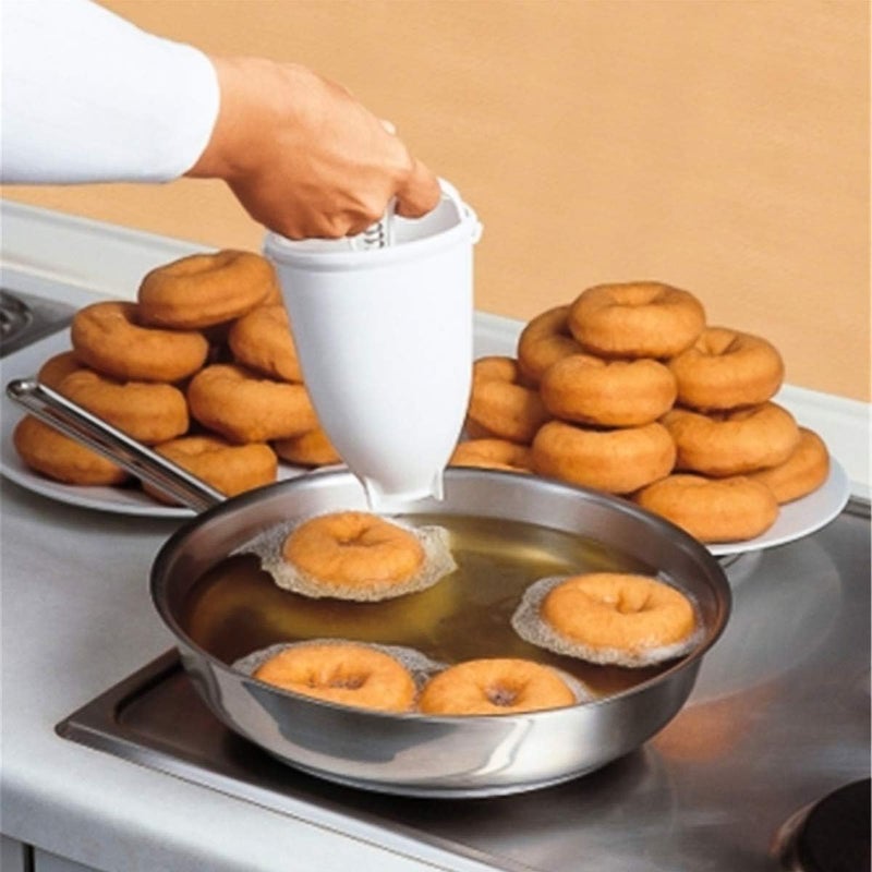 GLEVAR Donut Maker – DIY Plastic Donut Dispenser – Manual Doughnut Machine, Easy Baking Tool, Muffin & Pastry Maker, Non-Stick Kitchen Gadget for Homemade Donuts, Cupcakes & Snacks - Image 3