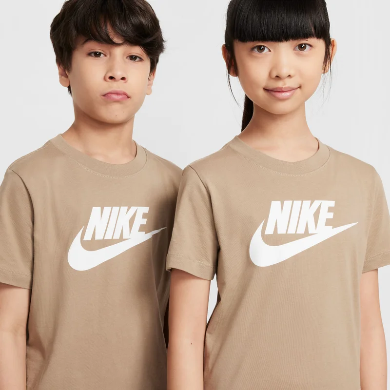 Nike Kids' Sportswear T-Shirt (Older Kids)
