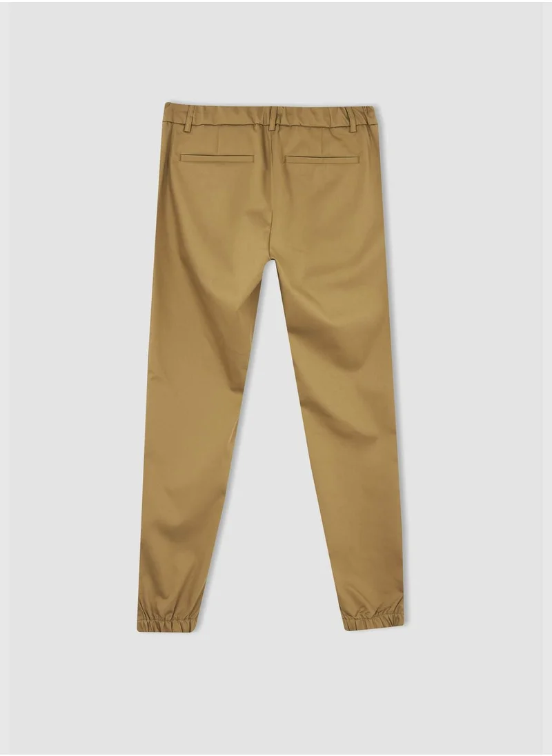 ديفاكتو Jogger Fit Tie Waist Chinos