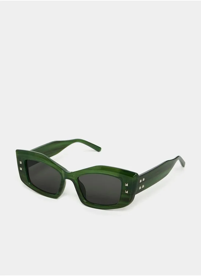 Styli Side Button Detail Sunglasses