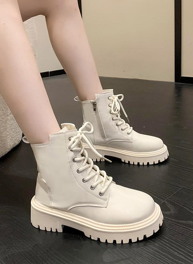 تايك تو حذاء بوت أبيض سادة برباط - Image 3