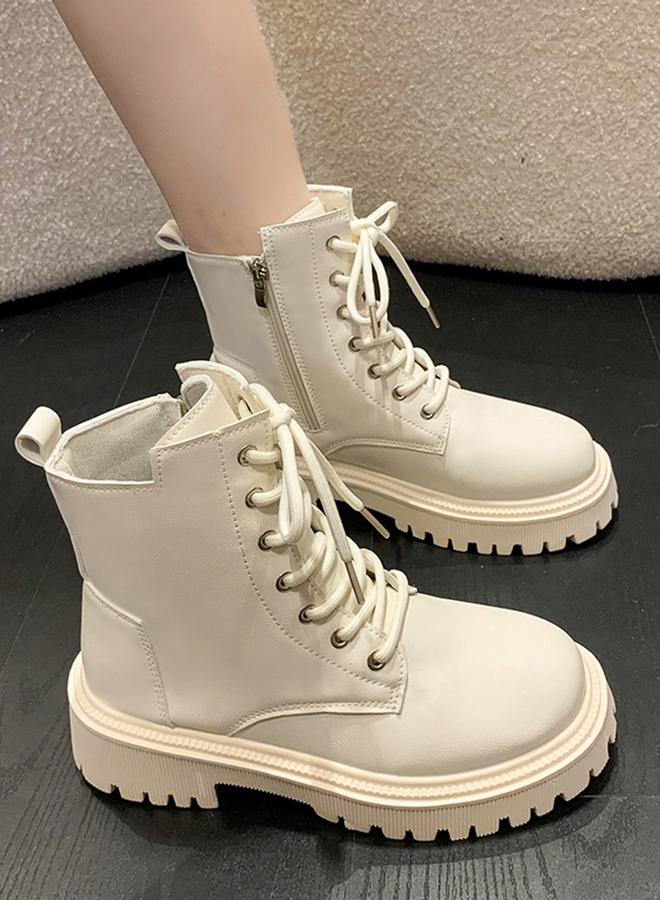 تايك تو حذاء بوت أبيض سادة برباط - Image 2