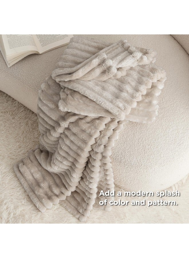 Bedsure Twin Blanket for Couch - GentleSoft Cozy Soft Blankets for Women, Cute Small Fleece Throws for Girls, Linen, 60x80 Inches - Image 4