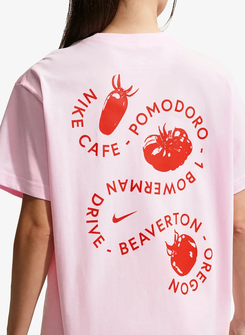 Nike PINK FOAM Nsw Classic Boyfriend Café Tomato T-Shirt for Women | Best Price UAE