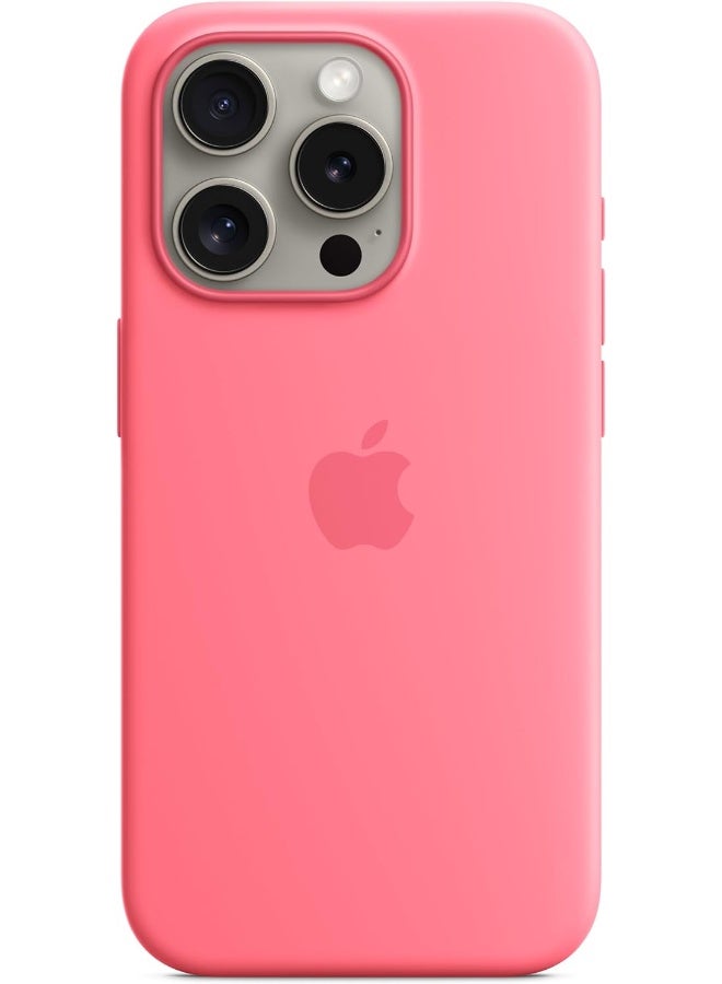 ابل  غطاء سيليكون لهاتف iPhone 15 Pro مع MagSafe باللون الوردي - Image 3