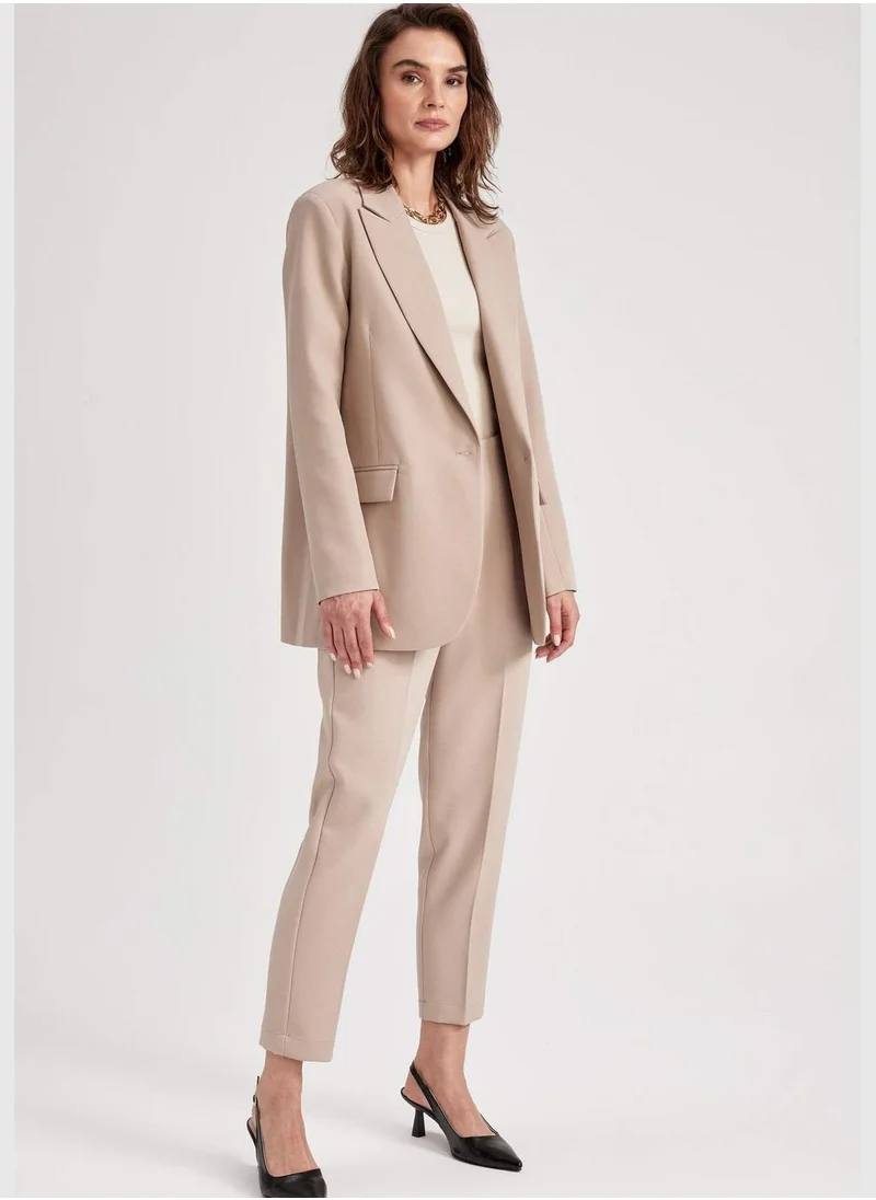 ديفاكتو Slim Fit High Waisted Chinos