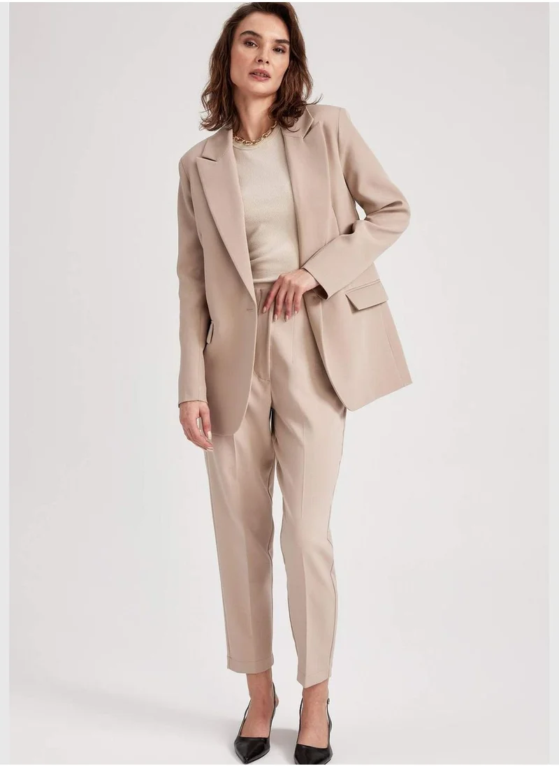 ديفاكتو Slim Fit High Waisted Chinos