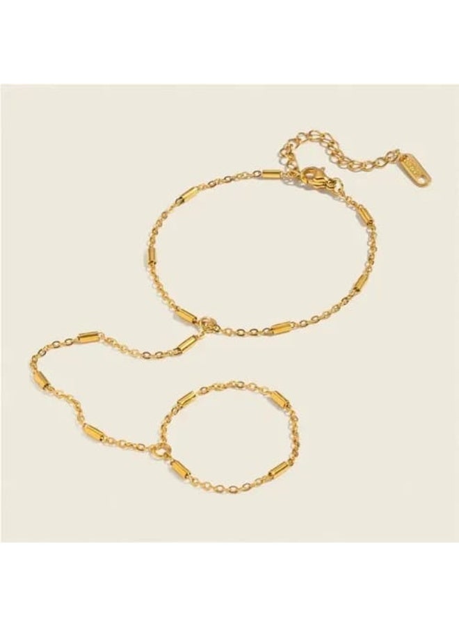 Luxuria Hand Chain Design: The hand chain pictured features small, sparkly links that add a touch of subtle elegance. - Image 1