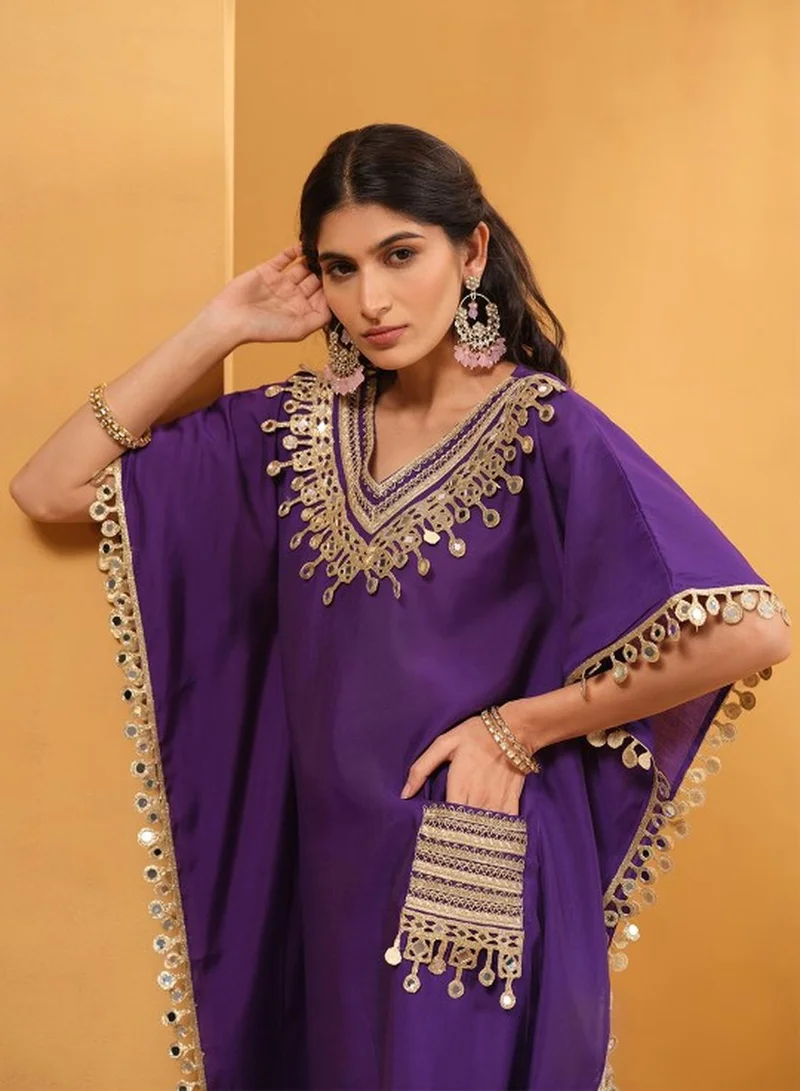 آي شين طقم كورتا نسائي من قطعتين باللون البنفسجي من الحرير الروماني بتصميم ذاتي مع بنطلون بالازو كامل الطول بقصة عادية