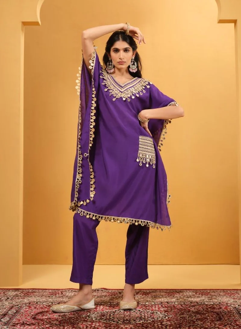 آي شين طقم كورتا نسائي من قطعتين باللون البنفسجي من الحرير الروماني بتصميم ذاتي مع بنطلون بالازو كامل الطول بقصة عادية