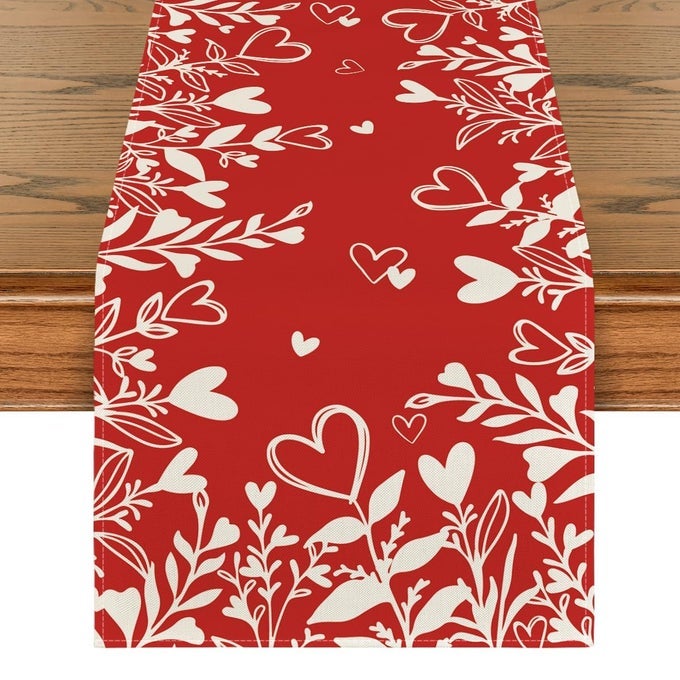 RED HEART LOVE PLANT VALENTINES DAY TABLE RUNNER SEASONAL HOLIDAY KITCHEN DINING TABLE DECORATION FOR HOME PARTY DECOR 13X72 INCH