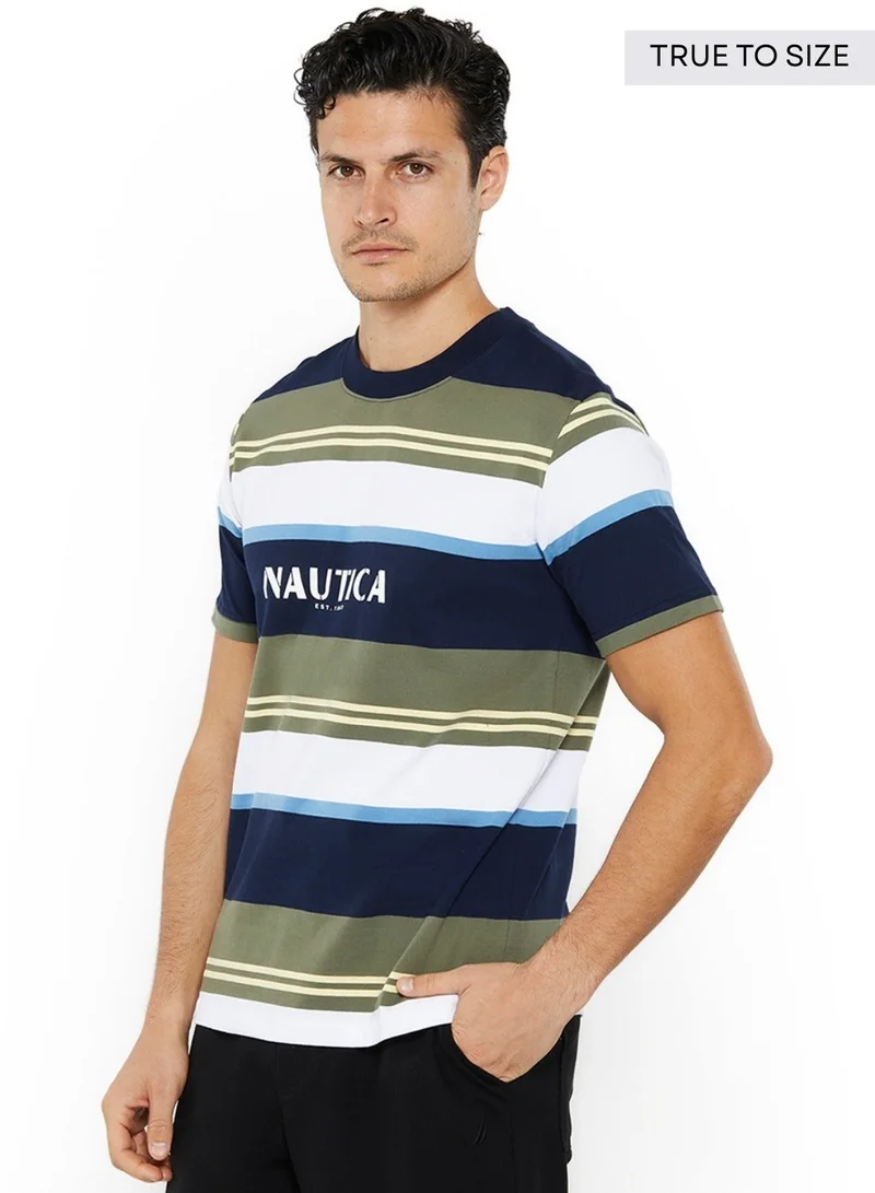 نوتيكا تيشيرت قطن بريميوم بياقة دائرية وقصة عادية وخطوط متباينة