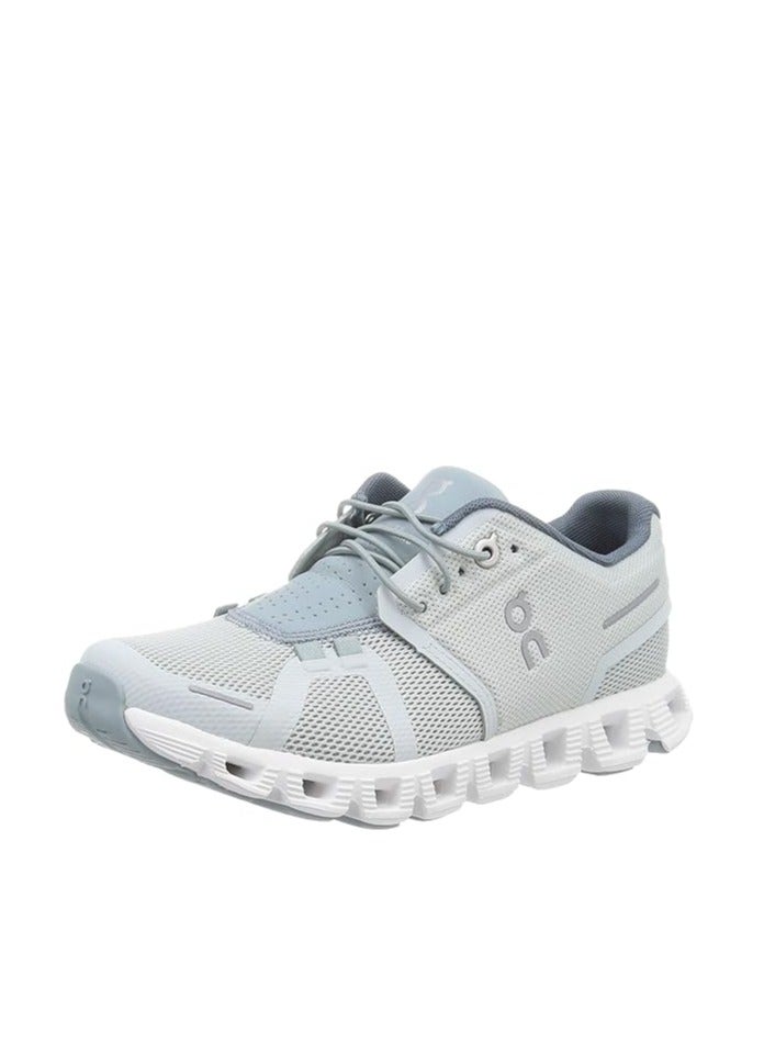 ON ON Women's Cloud 5 Sneakers, Grey, White  - Image 1
