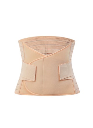 Apricot color