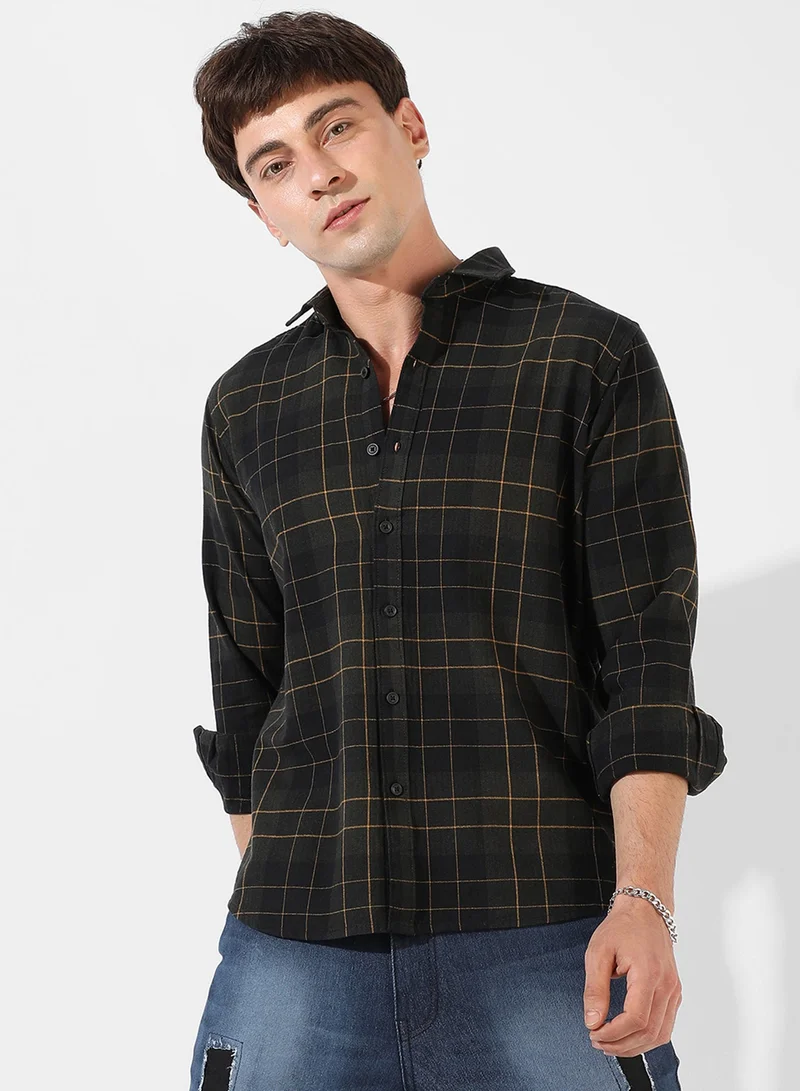Campus Sutra Men's Dark Green Checkered Button Up Spread Collar Shirt For Casual Wear | Regular Fit | Cotton Shirt Crafted With Long Sleeve, Comfort Fit & High-Performance For Everyday Wear