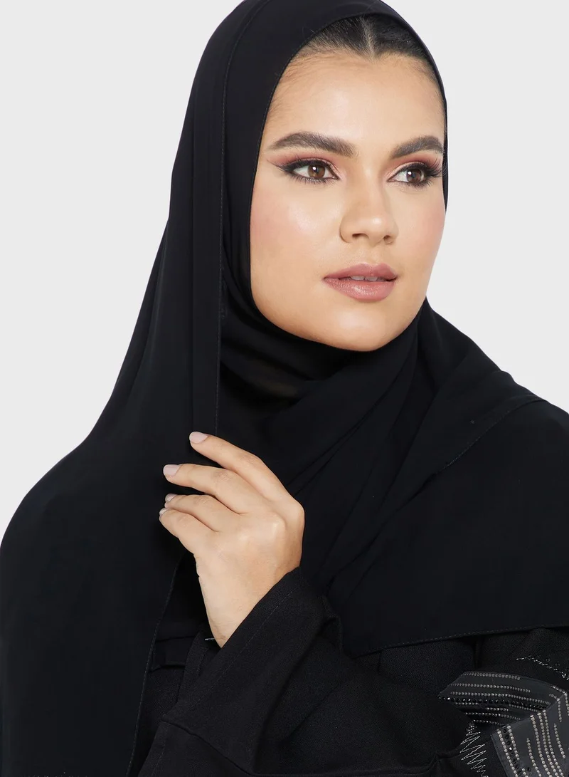 hayas closet Embroidery Detail Abaya