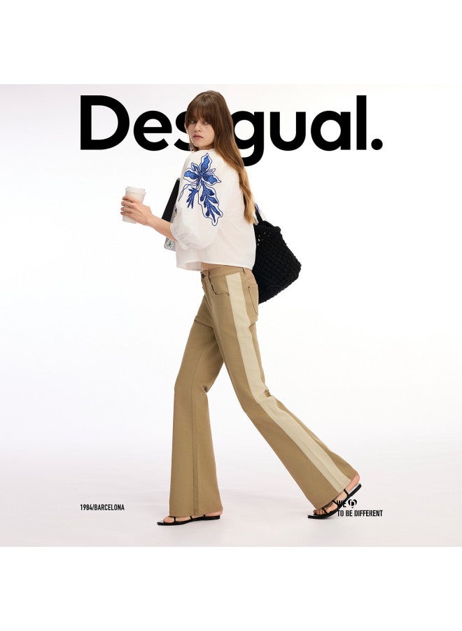 DESIGUAL مجموعة ss25 الجديدة: بنطلون نسائي كاجوال مع حافة متسعة وتصميم بتباين لوني ثنائي - Image 2
