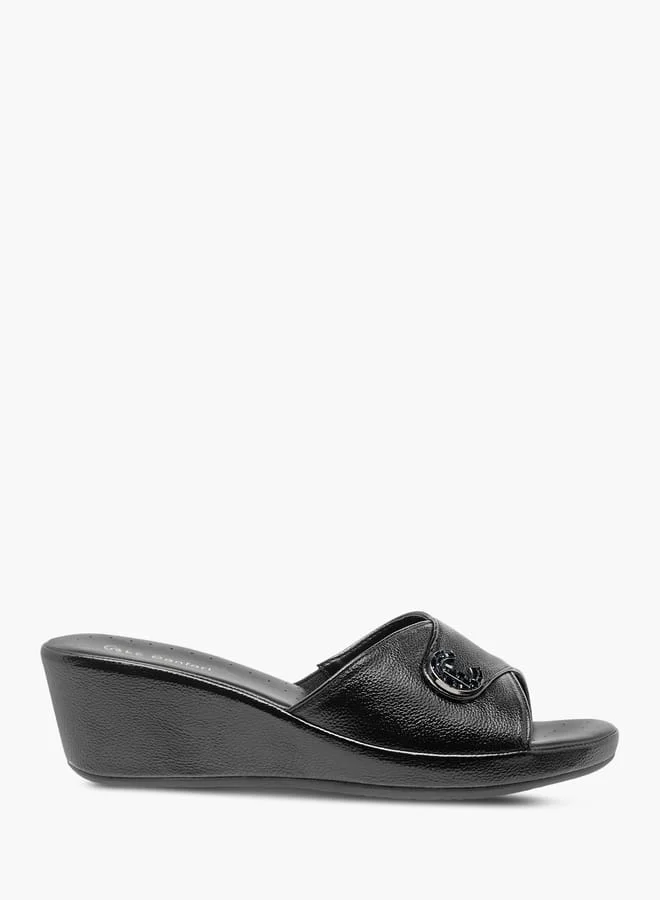 Le Confort Womens Textured Wedge Sandals With Slip On Closure