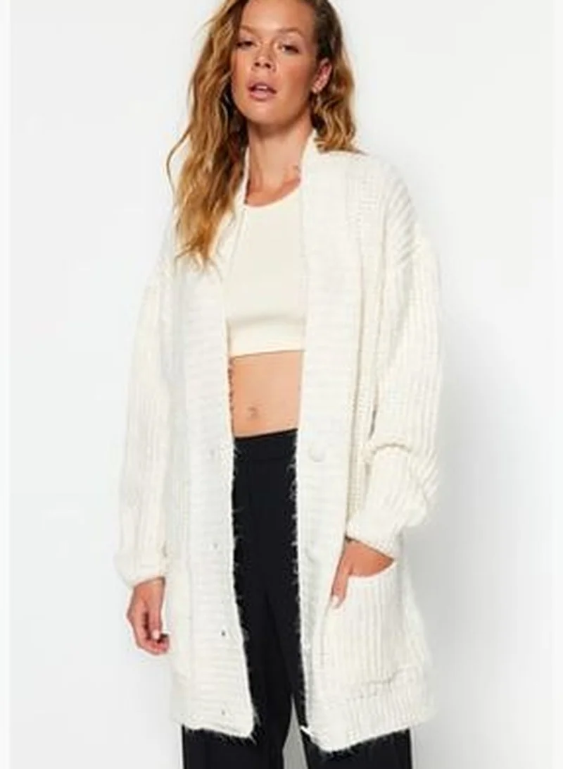 trendyol Wide fit Ecru Soft-Water Knitwear Cardigan TWOAW24HI00105.