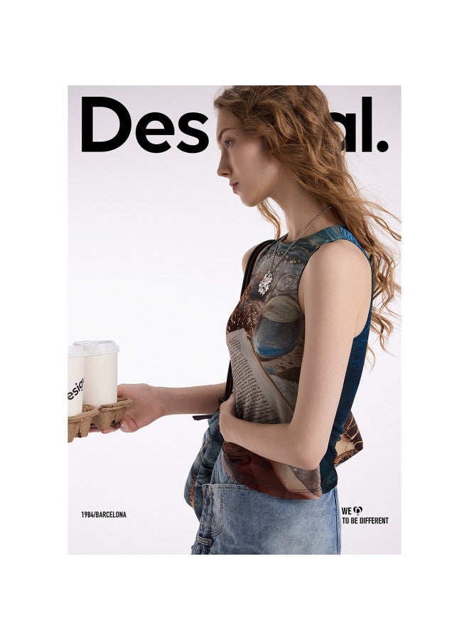DESIGUAL تي شيرت نسائي بدون أكمام بطباعة حياة شاطئية شبكية 25 - Image 3