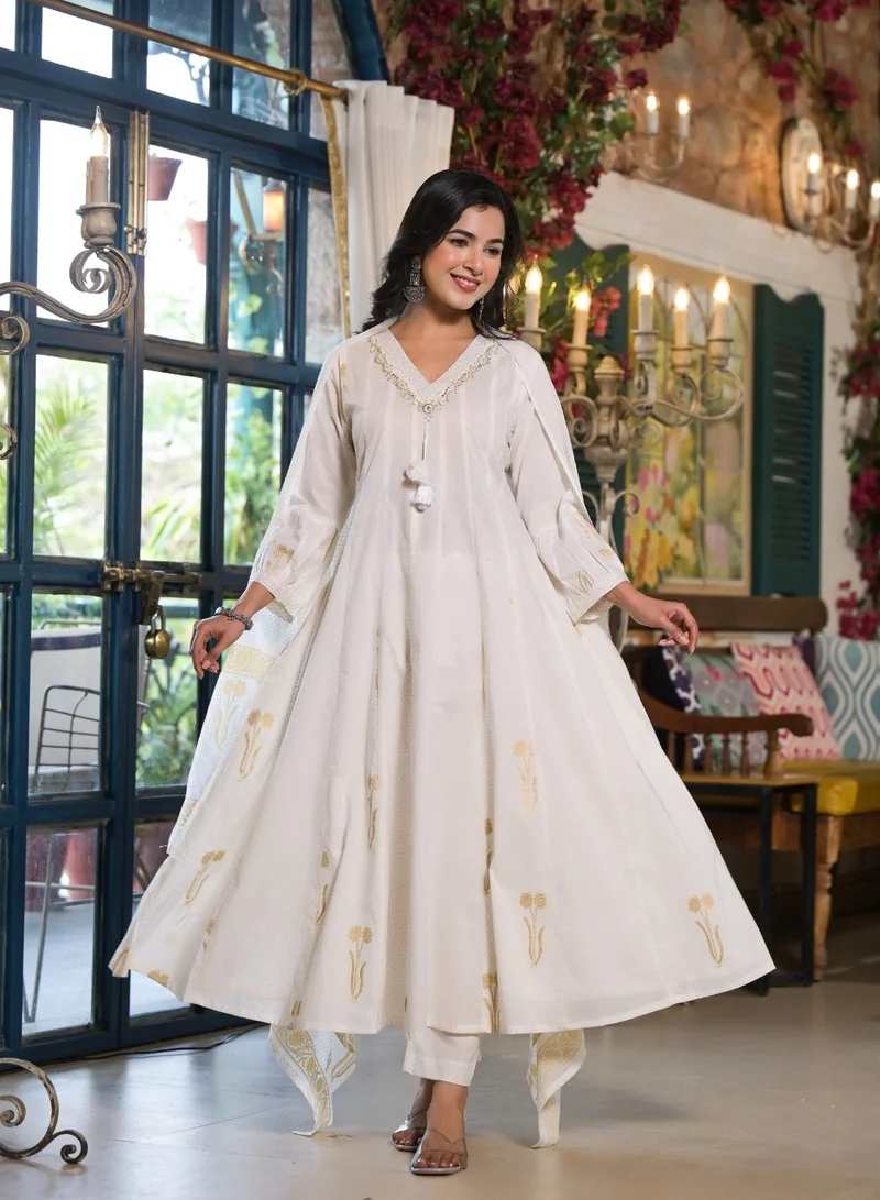 Studio blue Ivory White Flared Embroidered Three-Piece Set