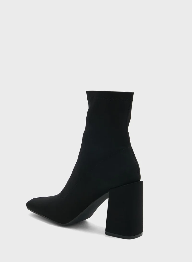 PUBLIC DESIRE Delani Ankle Boot