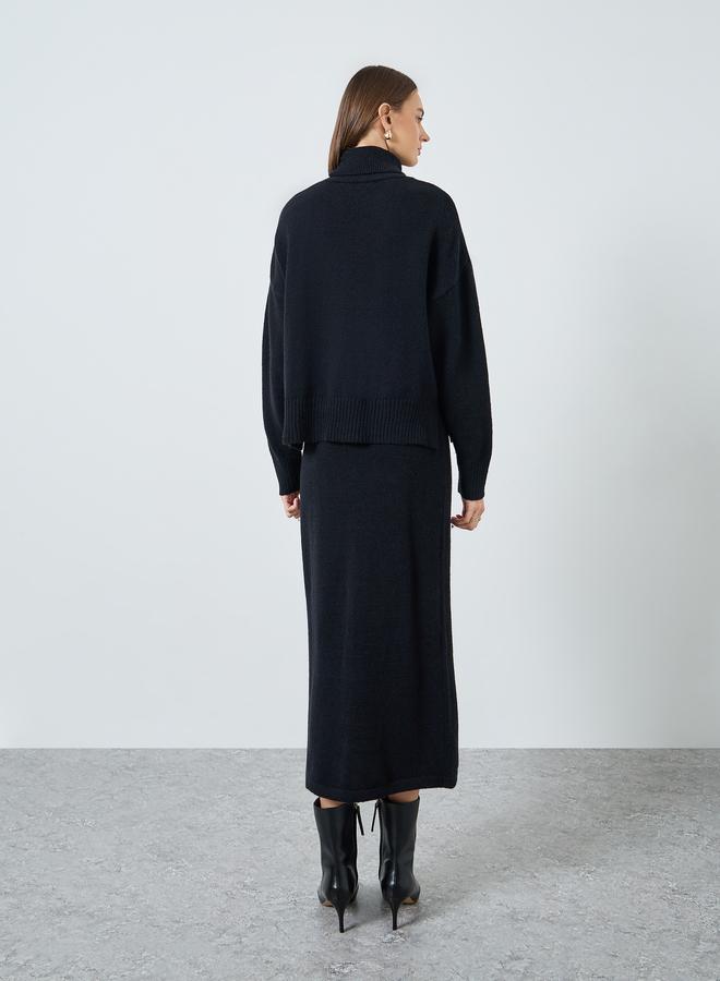 ستايلي طقم منسق من سويتر محبوك ياقة عالية وتنورة - Image 5