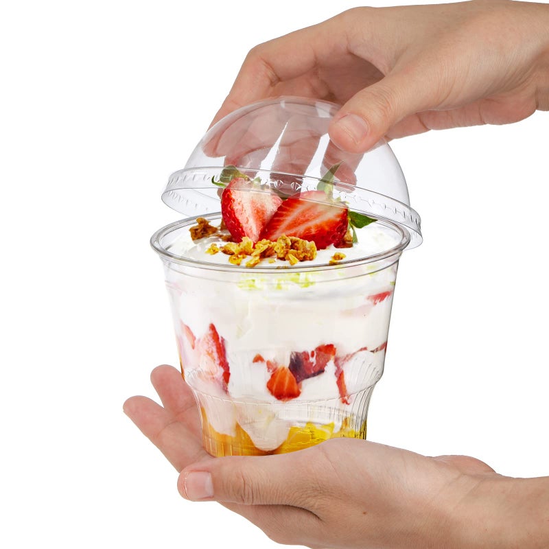 Lyellfe أكواب حلوى لييلف 100 حبة مع أغطية قبة 12 أونصة أكواب بلاستيكية شفافة خالية من BPA أكواب حلوى مثل البارفيه والآيس كريم للاستخدام مرة واحدة للحلويات والفواكه وكعك الكب كيك والمشروبات الباردة المثلجة - Image 4