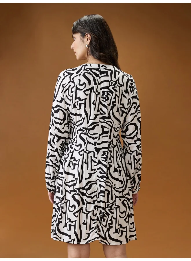 globus Women Black Mandarin Collar Raglan Sleeves Abstract Print Pleated Detail Mini A-Line Shirt Dress