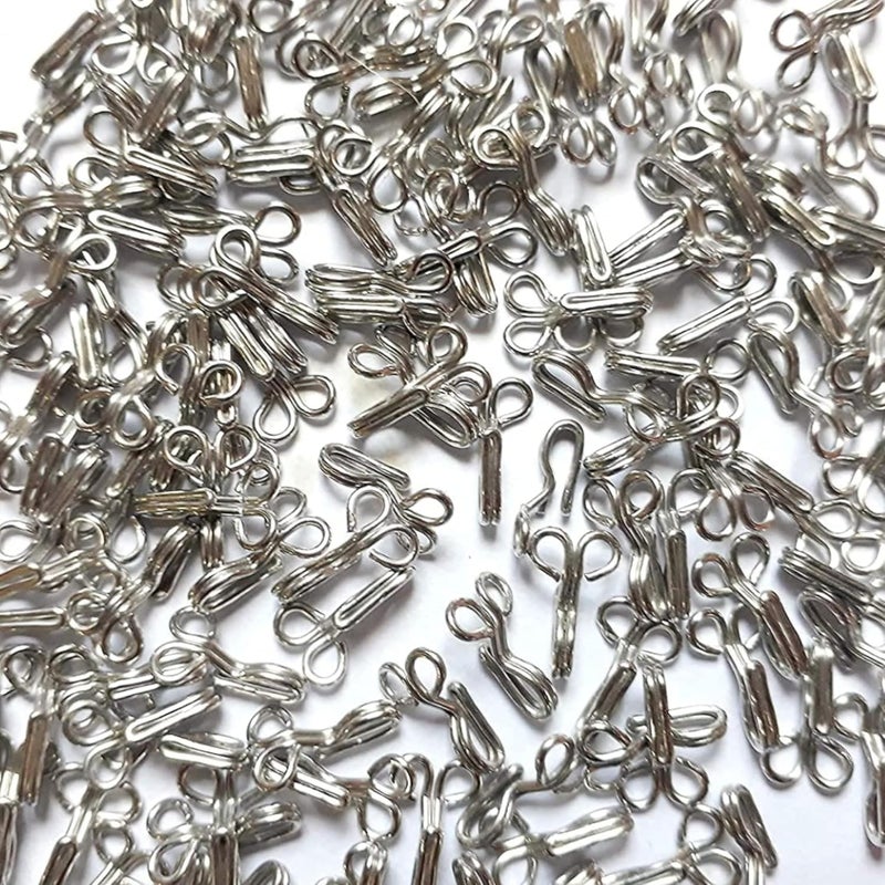 CLEZARO CLEZARO Pack of 400 Stainless Steel Hooks for Ladies Blouses Girls Suits Dresses Chudidars Kids Frocks Gowns H197  - Image 1