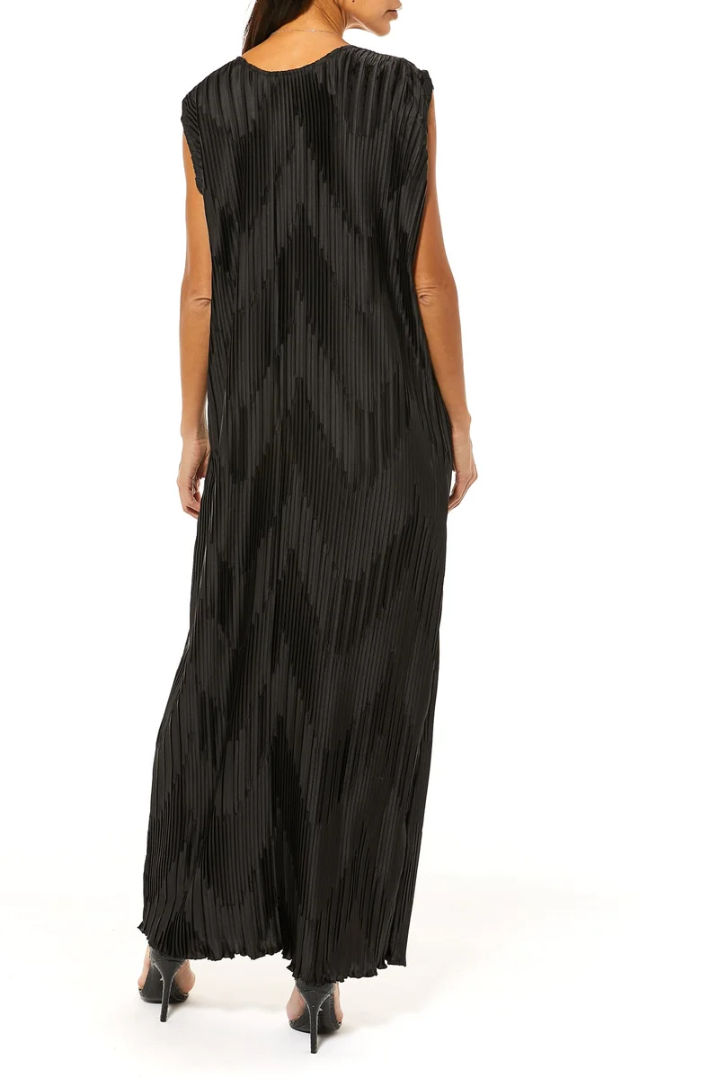 Moistreet  Satin Crew Neck Abaya for Women | Best Price UAE