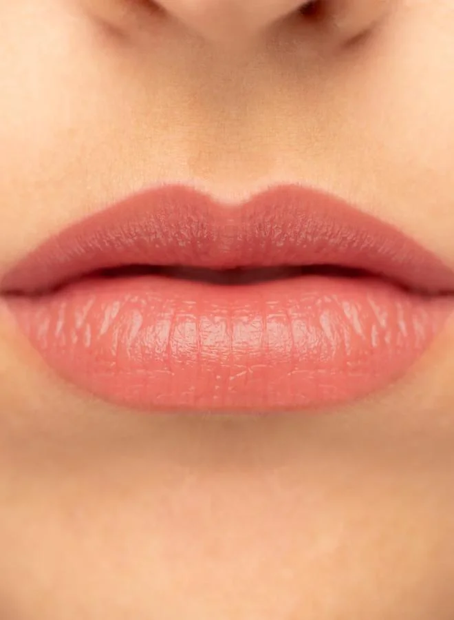 كيفين أوكوين Unforgettable Lipstick - Shine - Roserin