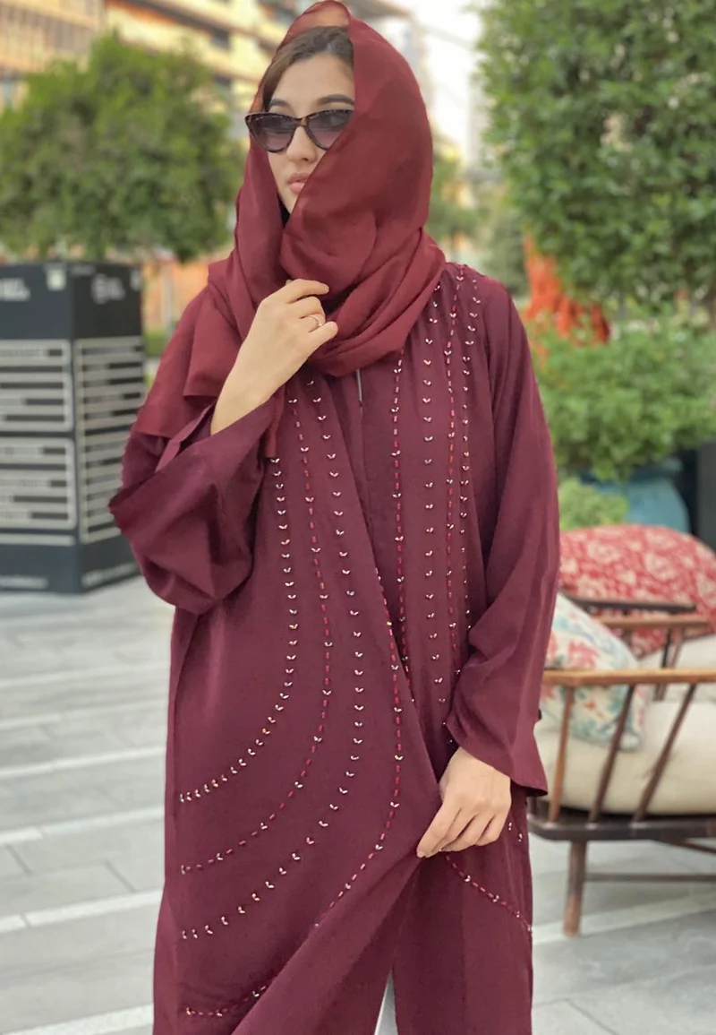 Moistreet Embroidered Flared Sleeve Abaya