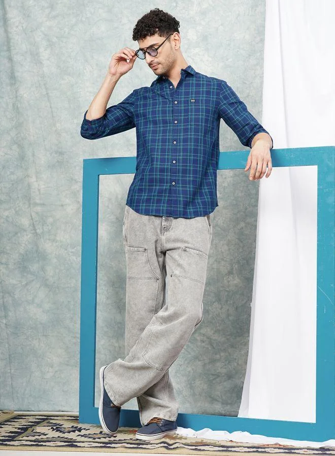 The Indian Garage Co Men Slim Fit Checkered Full Sleeves Spread Collar Casual Shirt