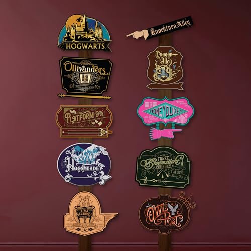 Conquest Journals Harry Potter Wizarding World Directional Sign Set, Officially Licensed, 12 Pieces, 10 6'' x 9'' Location Signs & 2 48'' Posts, Cardstock, Party Decorations or Home Decor - Image 5