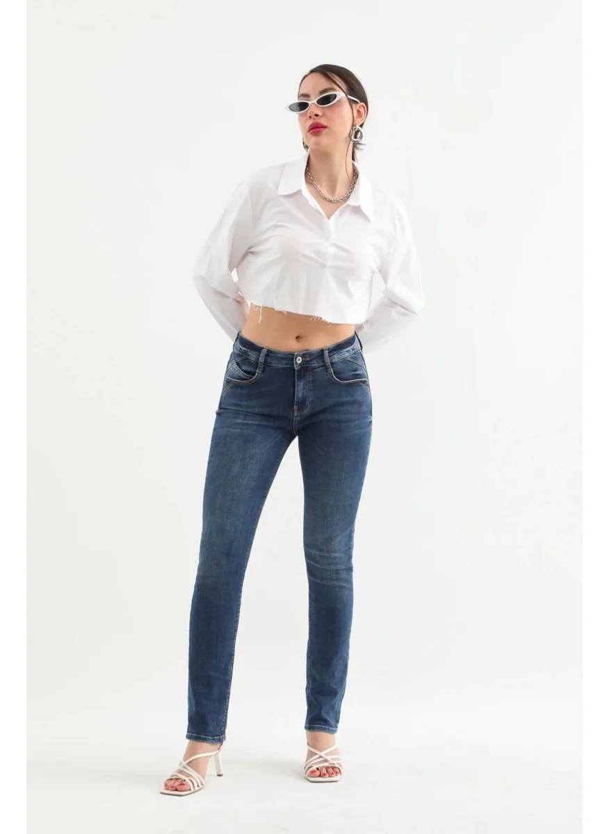 باني جينز Women Mid Waist Lycra Slim Fit Jeans Blue